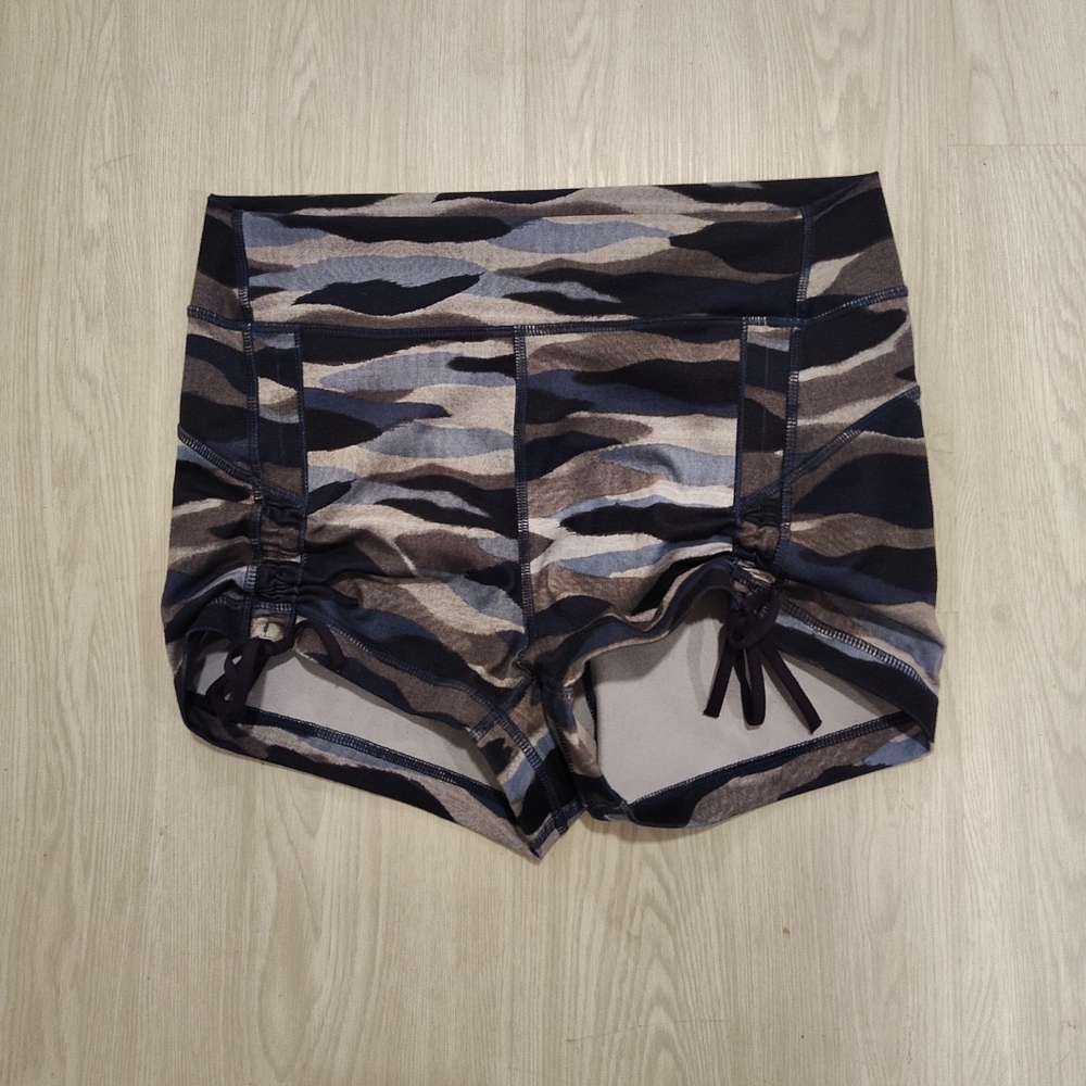Lululemon Athletica Brown and Black Athletic Shorts